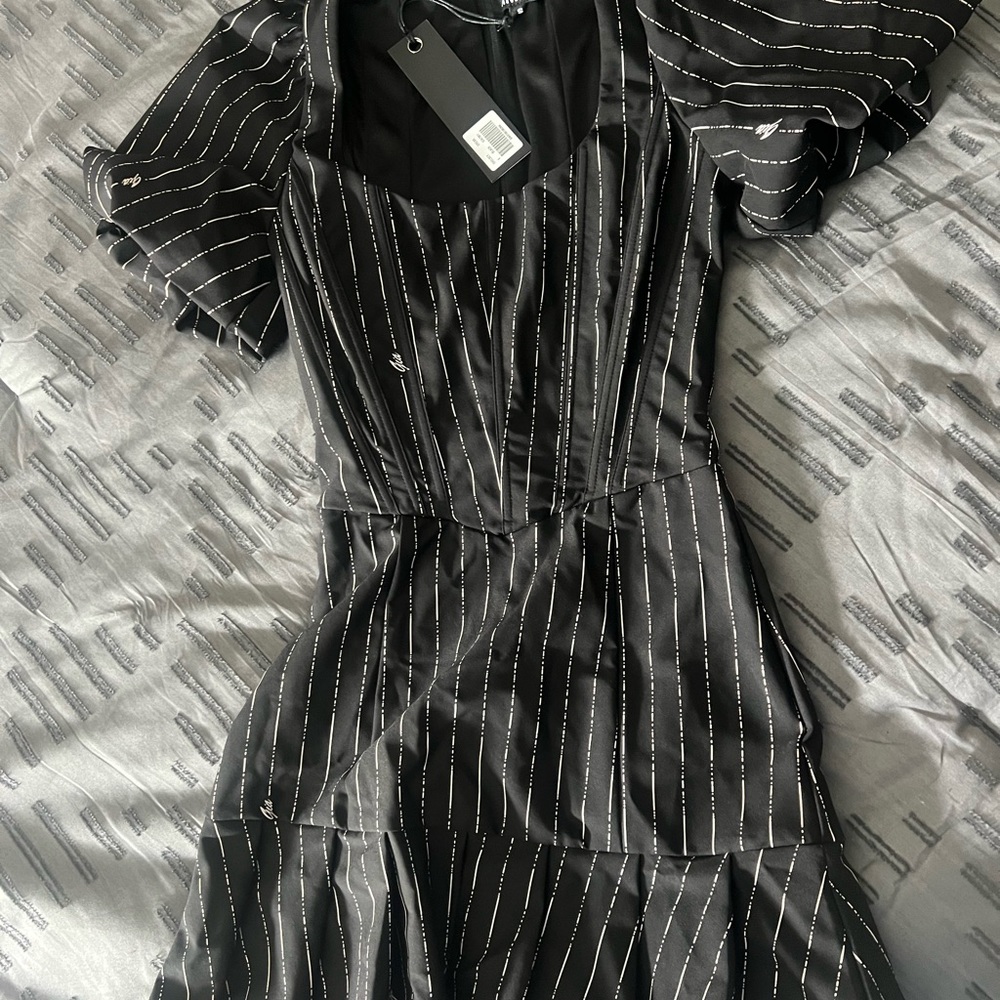IAMGIA CHELSEY MINI CORSET DRESS BLACK PIN STRIPE🤍